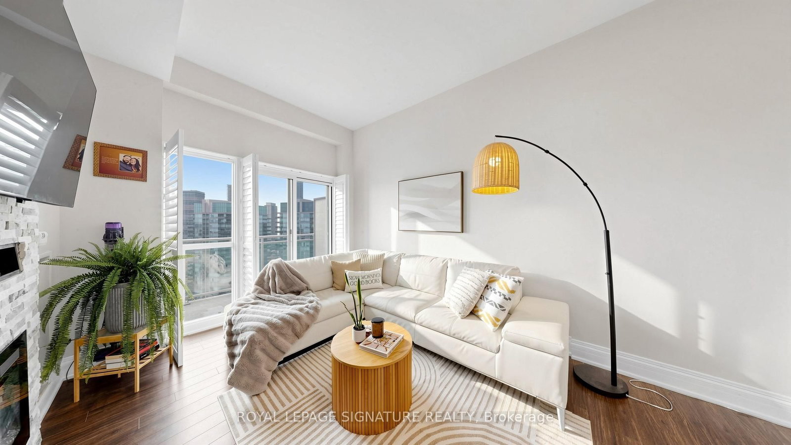 2524-165 Legion Road, Toronto, ON, photo 5