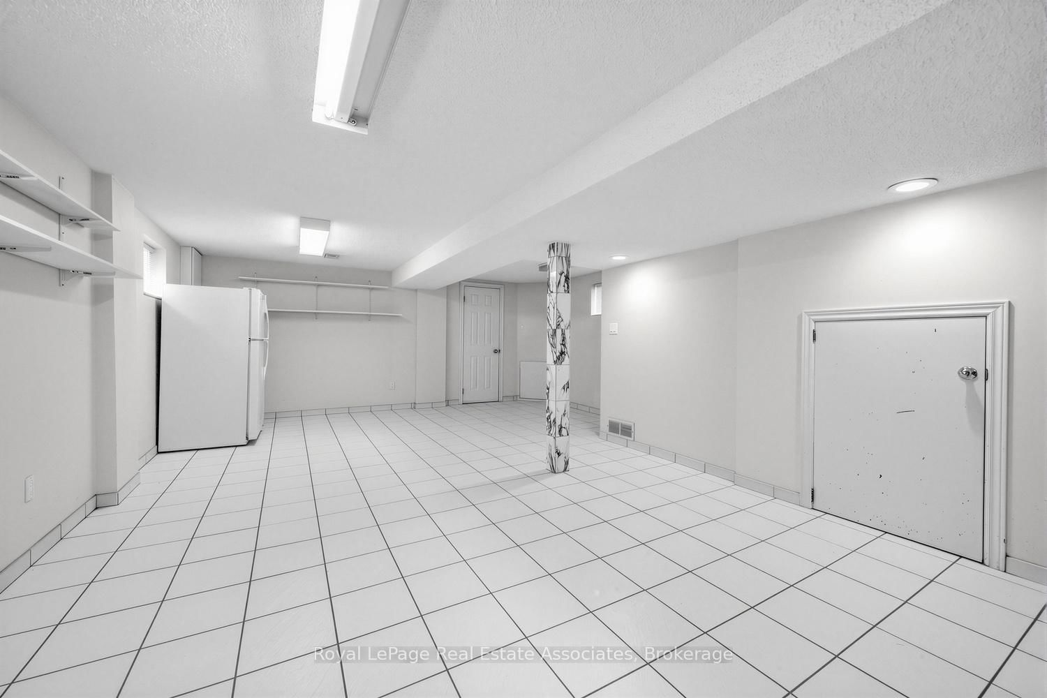 256 John Street • Toronto, ON photo 33