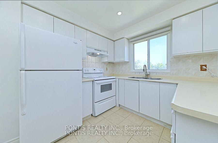 198 MOFFATT Avenue • Brampton, ON photo 11