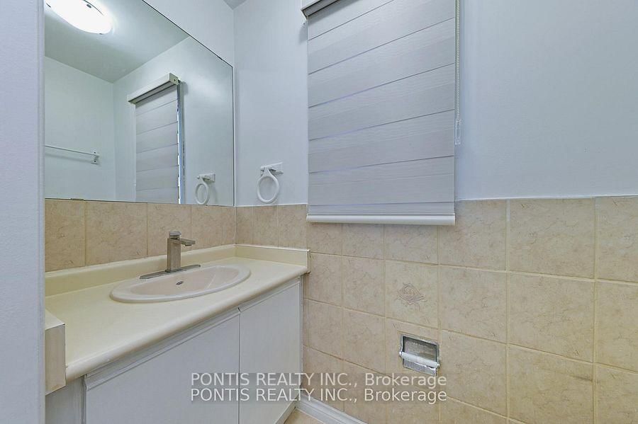 198 MOFFATT Avenue • Brampton, ON photo 14