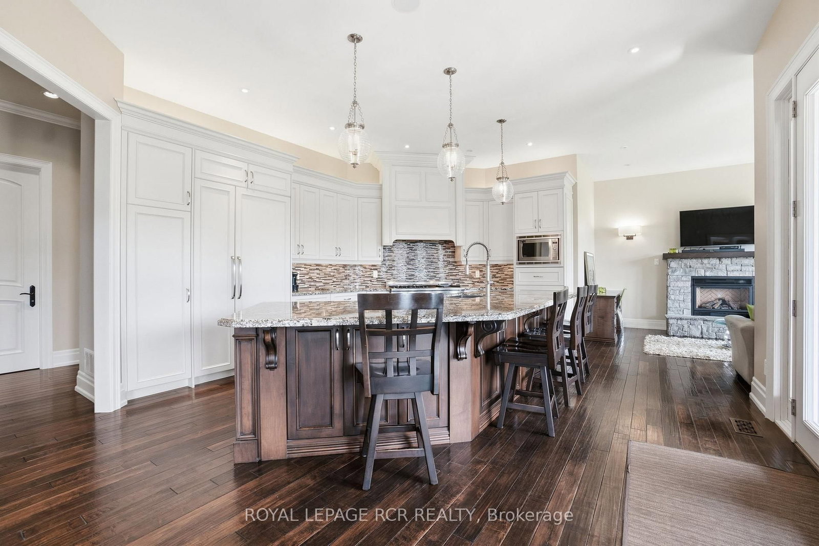 7 Proctor Avenue • Caledon, ON photo 17
