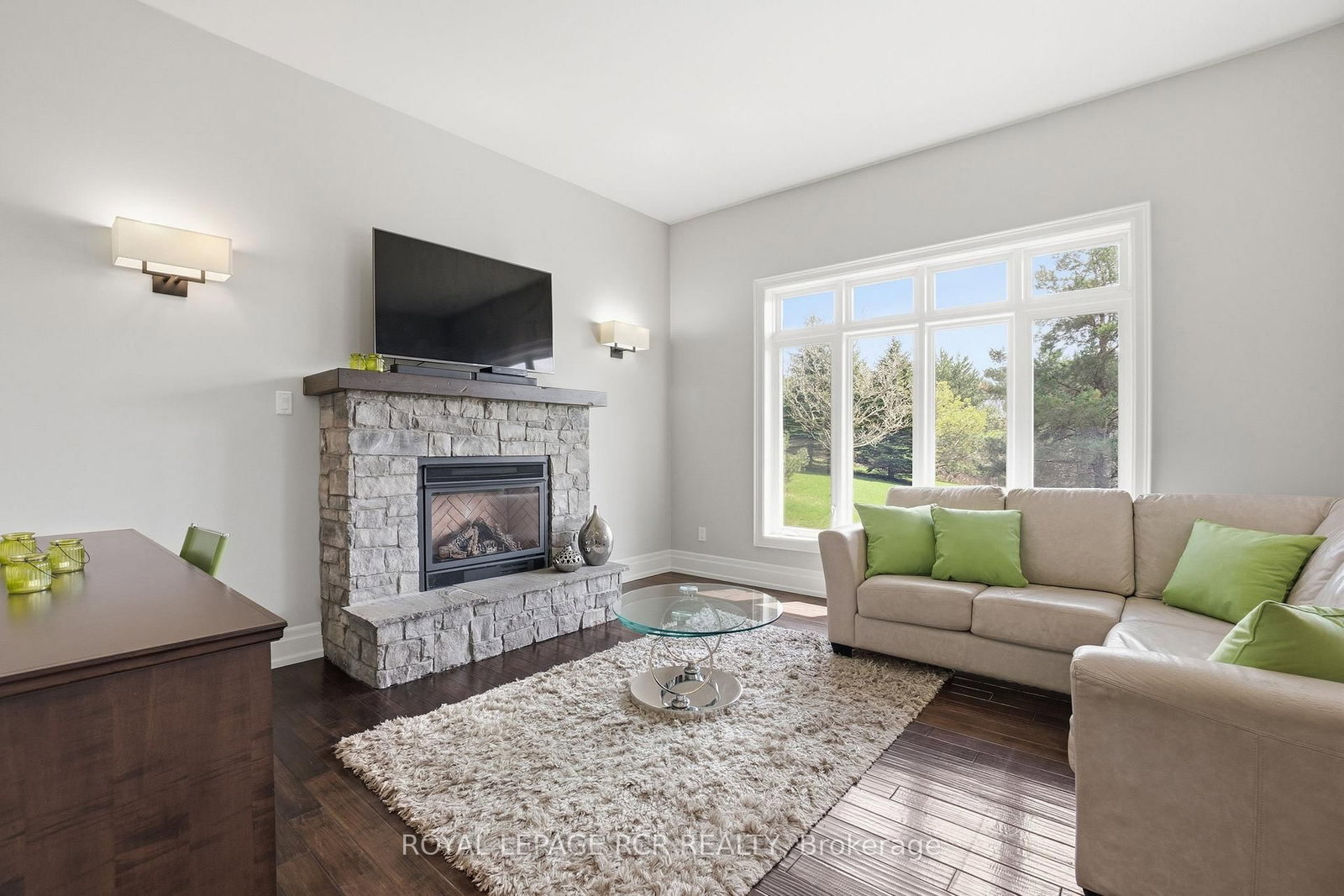 7 Proctor Avenue • Caledon, ON photo 22