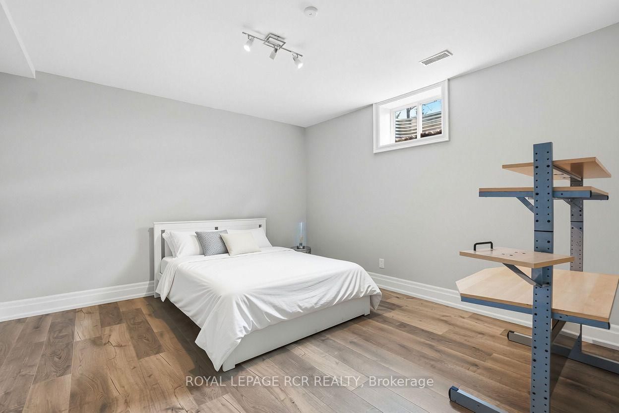 7 Proctor Avenue • Caledon, ON photo 43