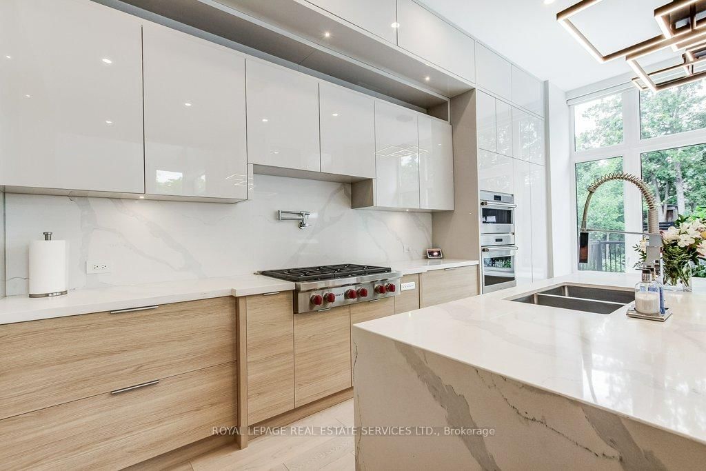 3119 Victoria Street • Oakville, ON photo 11