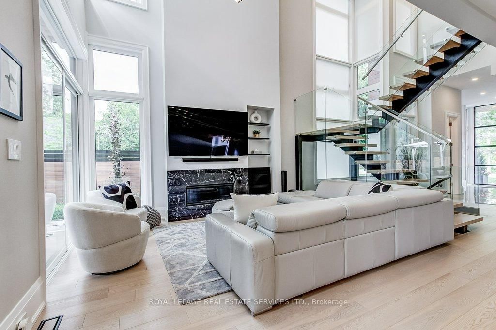 3119 Victoria Street • Oakville, ON photo 8