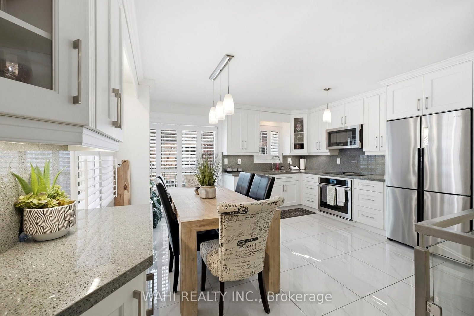 13 Rock Haven Lane • Brampton, ON photo 10