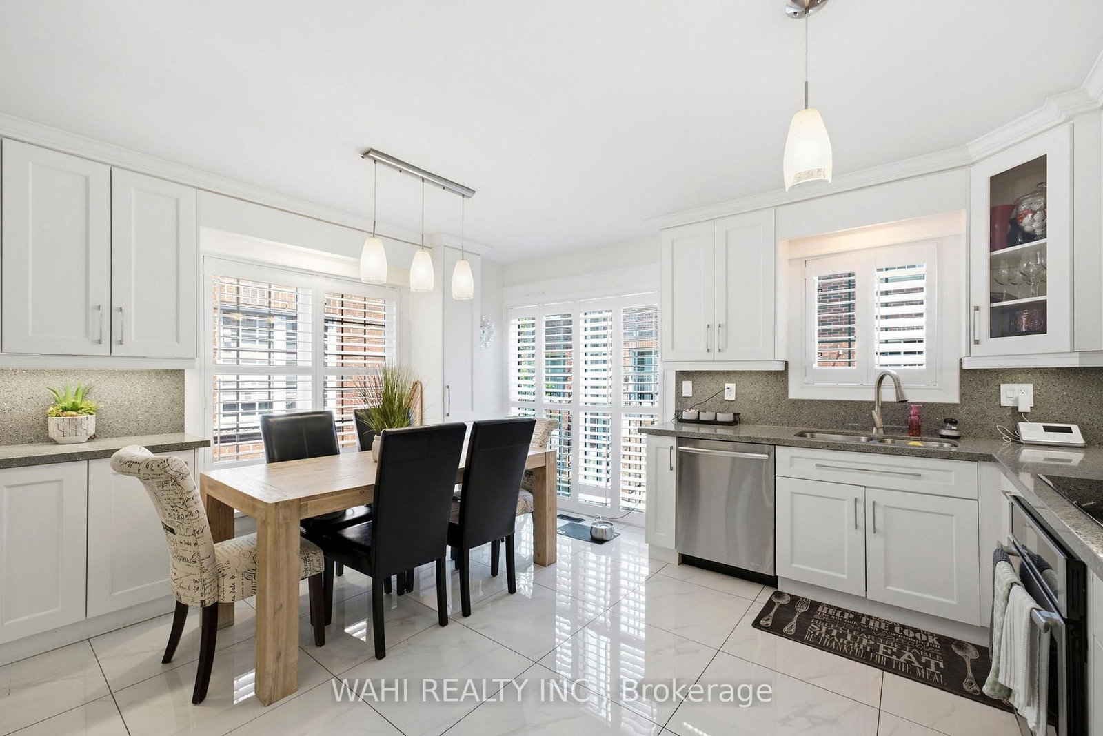 13 Rock Haven Lane • Brampton, ON photo 11