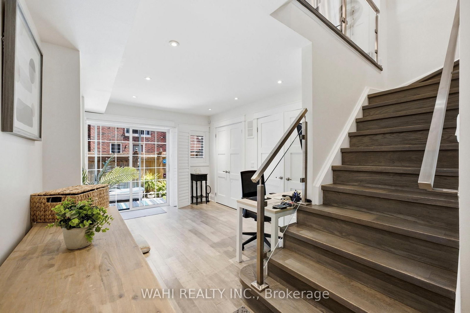 13 Rock Haven Lane • Brampton, ON photo 4