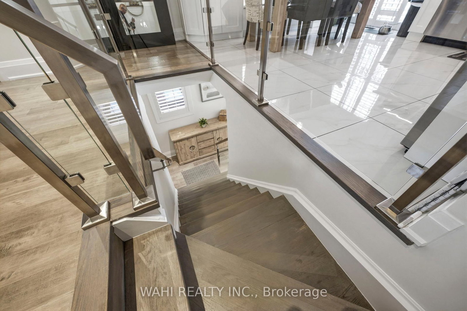13 Rock Haven Lane • Brampton, ON photo 8
