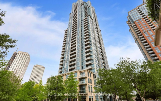 2502 - 15 Viking Lane