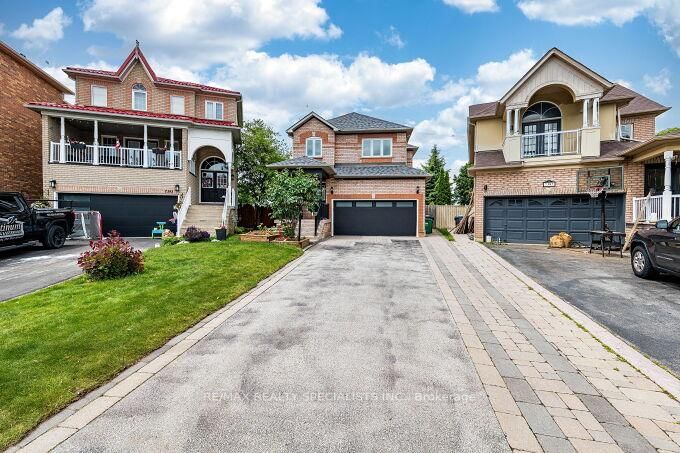 Detached House for sale at 7389 Banffshire Court, Mississauga, Ontario, L5N 7Z9 - Meadowvale Village - MLS: W13528442