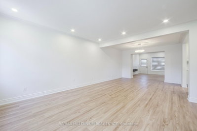 1285 Rebecca Oakville,ON L6L 1Z3 — Photo 15