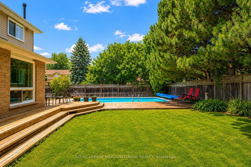 265 Randall Crescent
