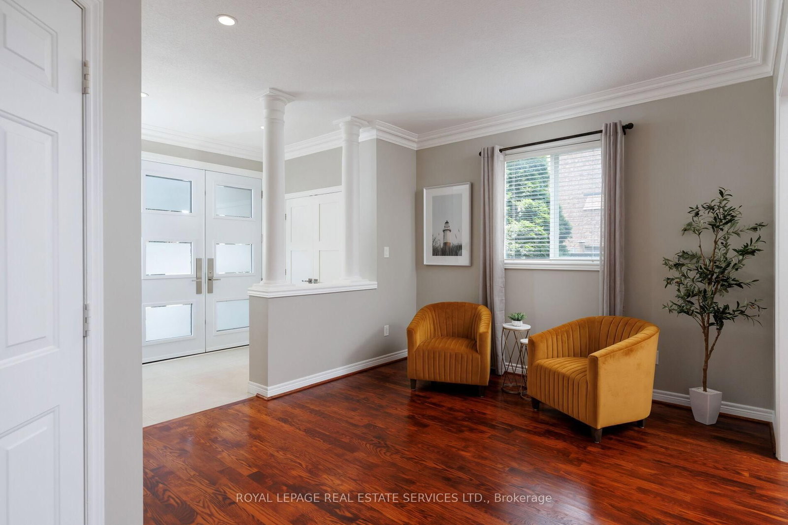 Listing Image 7