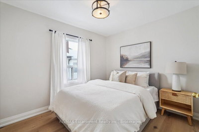 135 Deane Oakville,ON L6K 1N2 — Photo 12