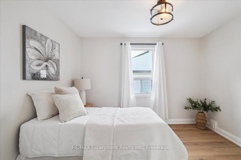 135 Deane Oakville,ON L6K 1N2 — Photo 13