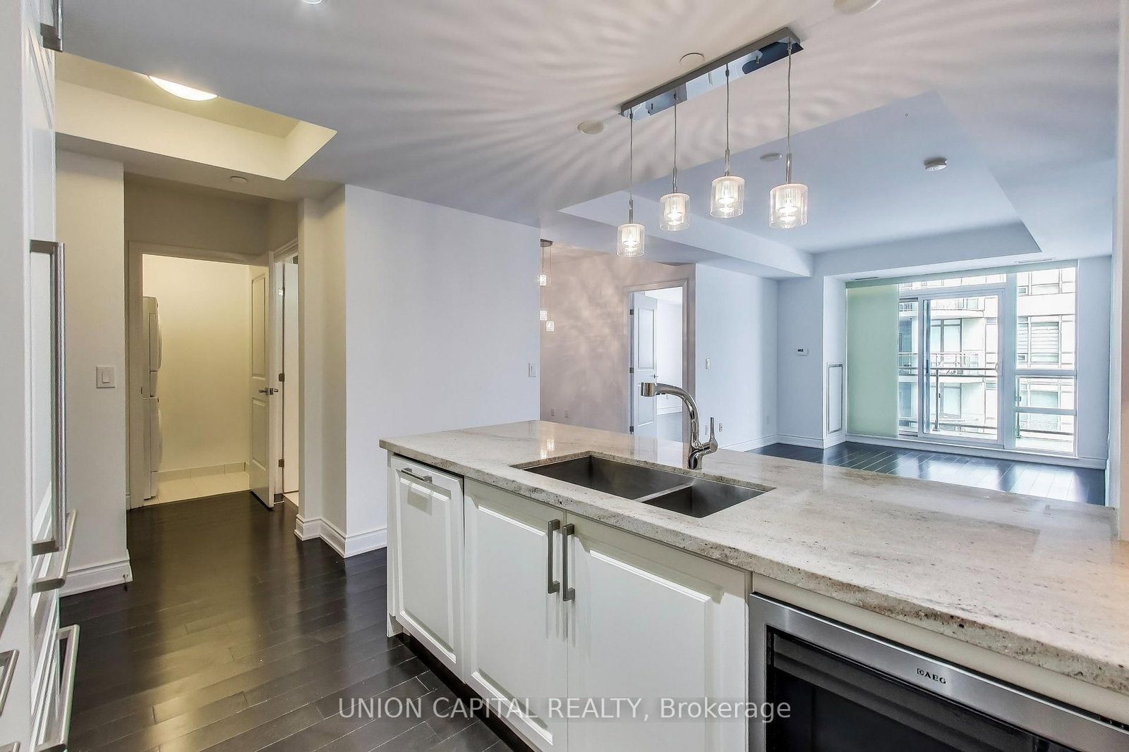 3500 Lakeshore Road W • #525 • Oakville, ON photo 12