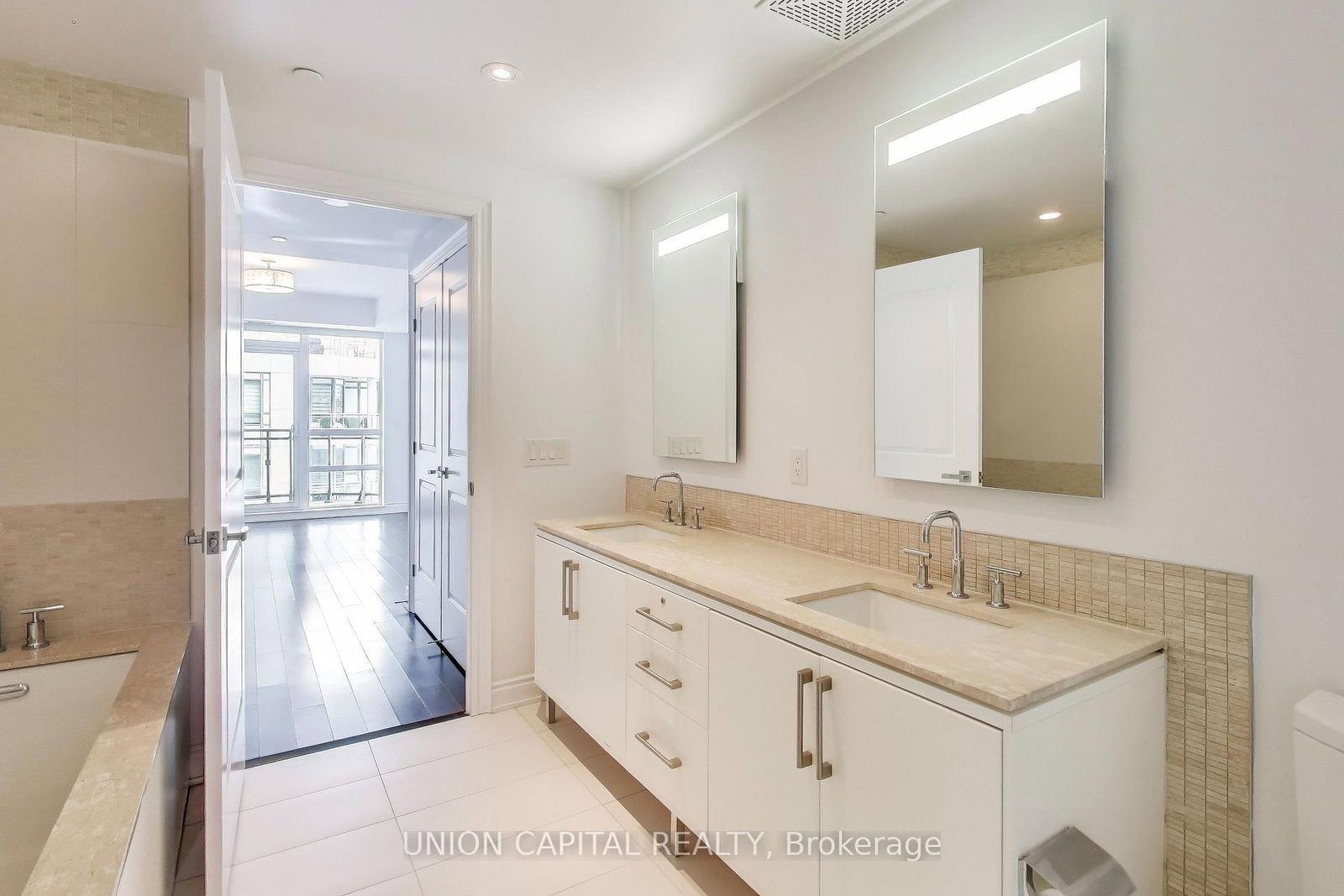3500 Lakeshore Road W • #525 • Oakville, ON photo 13