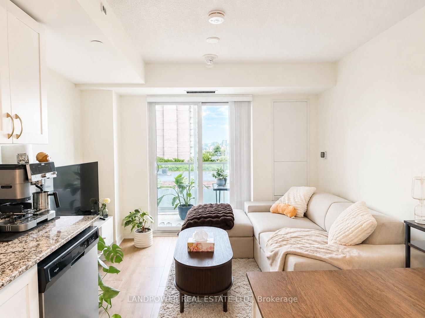 517-10 Wilby Crescent, Toronto, ON, photo 4
