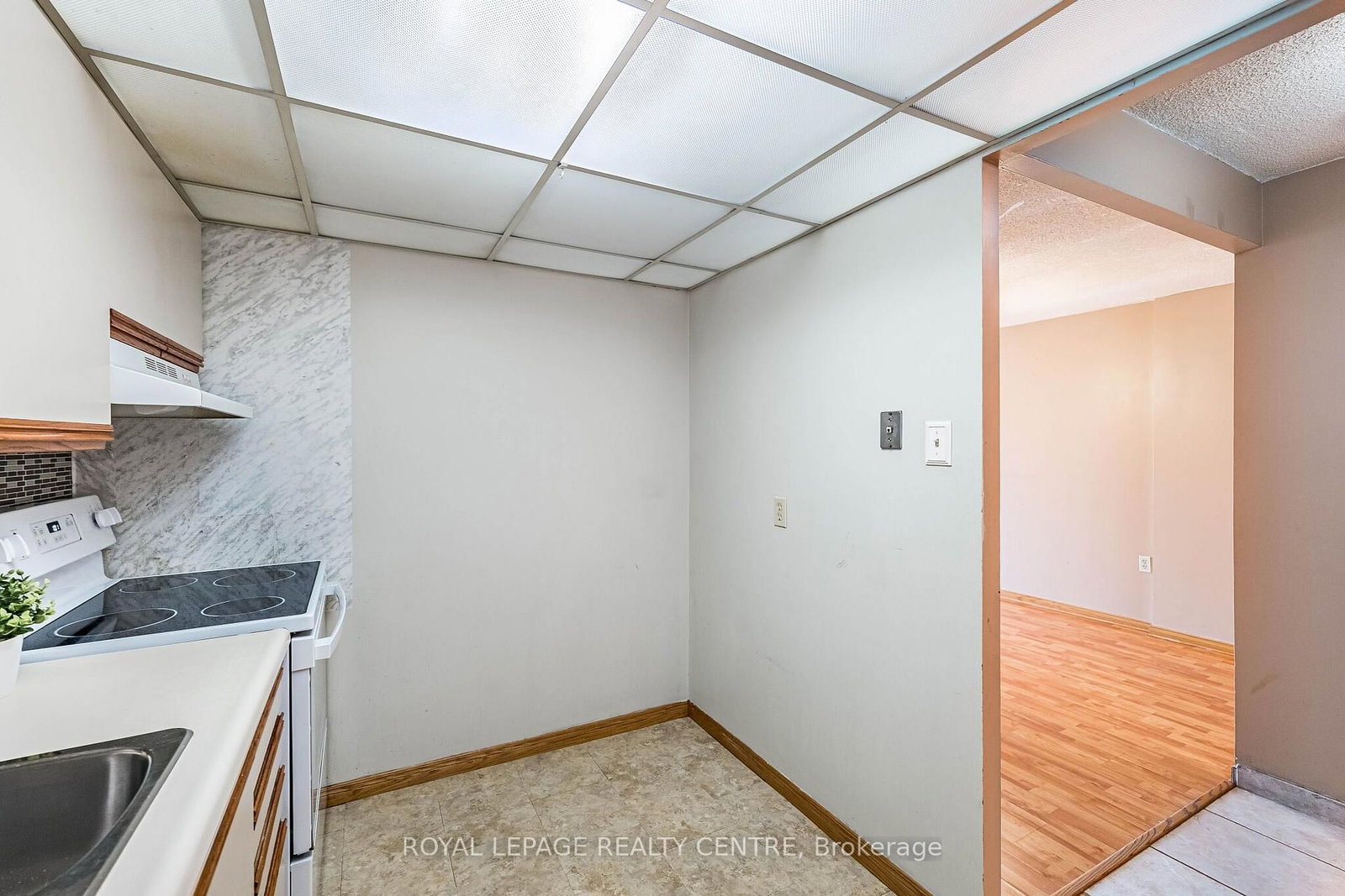 25 W Fairview Road • #807 • Mississauga, ON photo 19