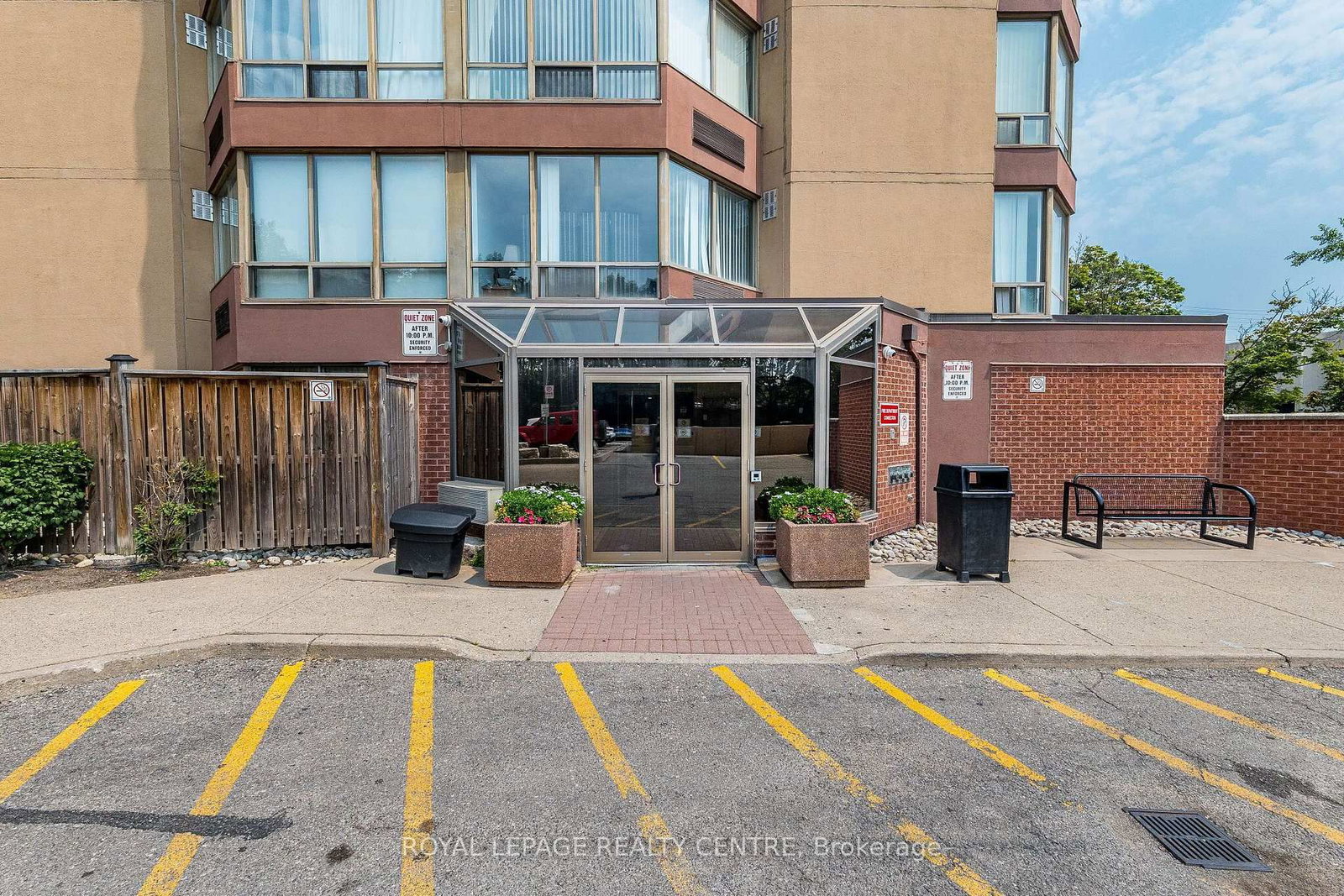 807-25 Fairview Rd, Mississauga, view 48