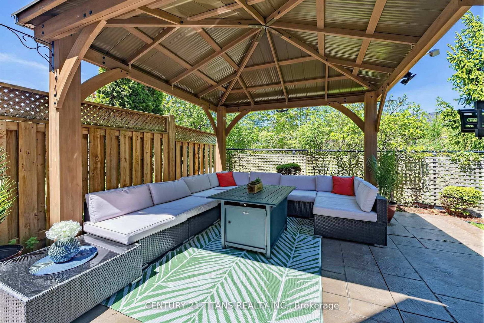 3865 Brinwood Gate • Mississauga, ON photo 2
