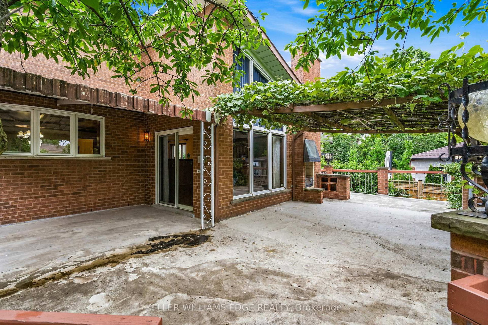 43 Braecrest Avenue • Toronto, ON photo 16