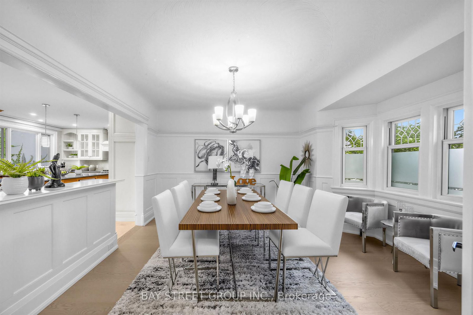 136 Humbercrest Boulevard • Toronto, ON photo 9