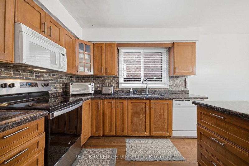 1356 Mapleridge Oakville,ON L6M 2G6 — Photo 12
