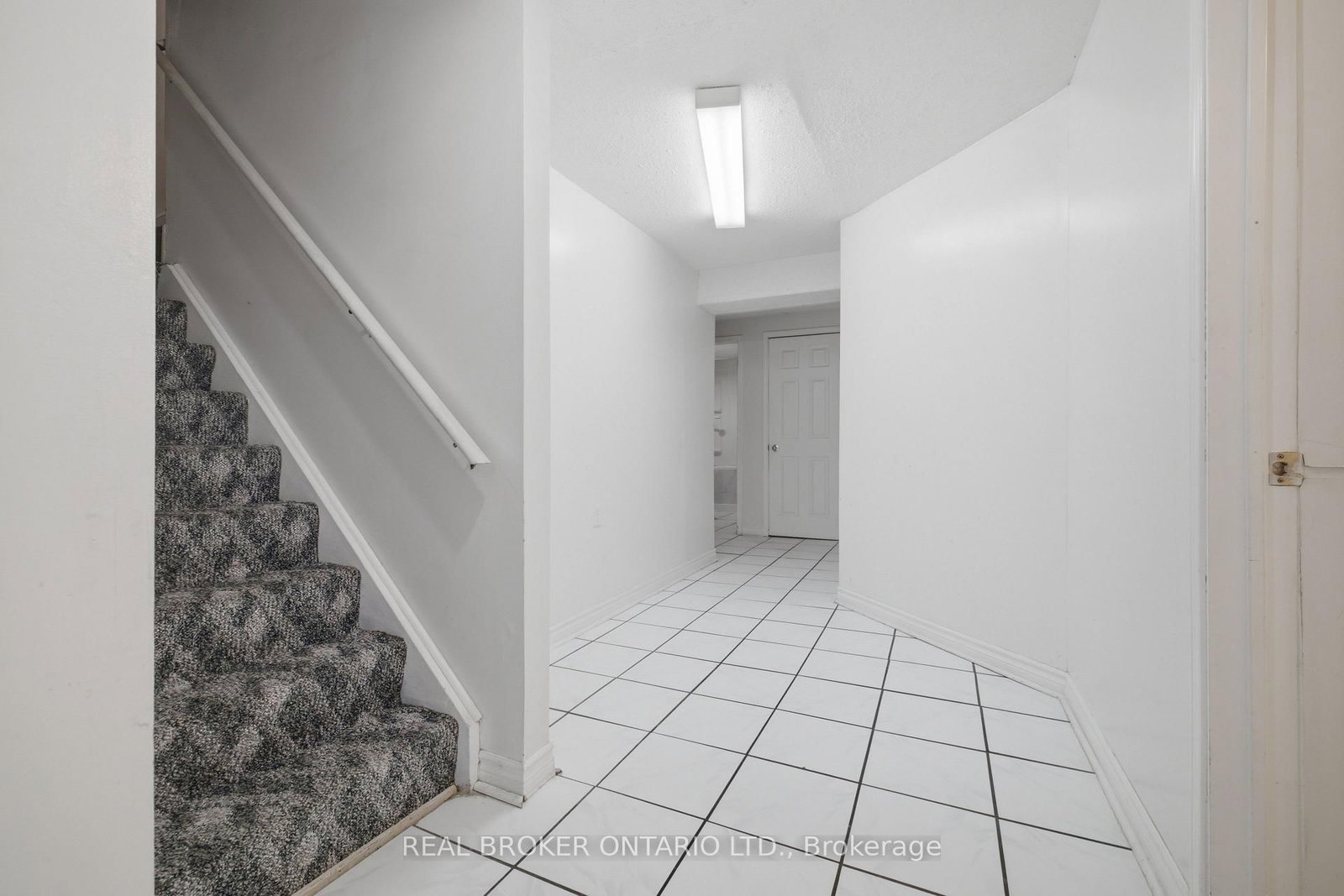 1356 Mapleridge Crescent • Oakville, ON photo 31