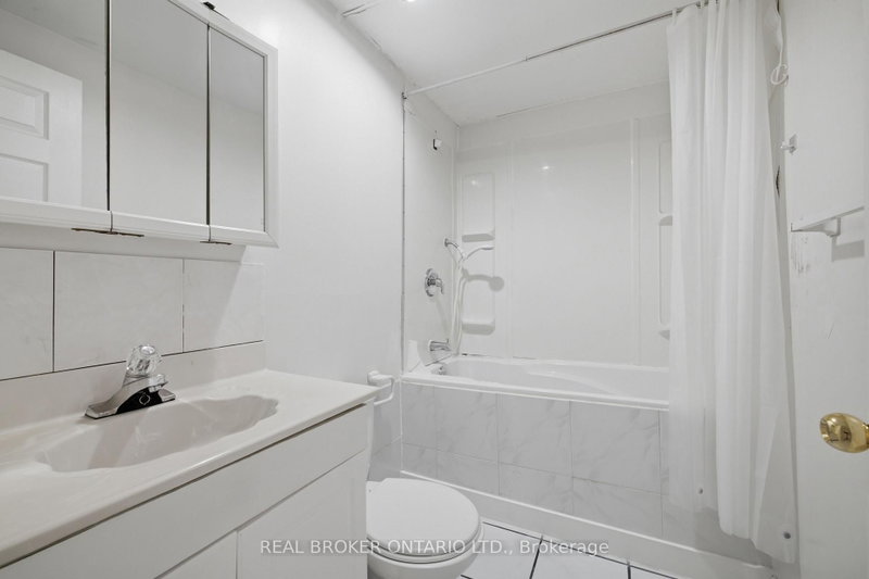 1356 Mapleridge Oakville,ON L6M 2G6 — Photo 33