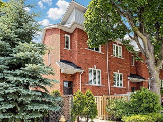 10 Lightbourn Avenue