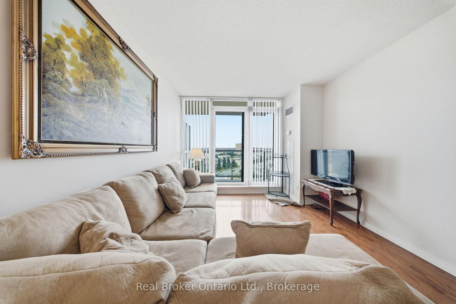 4879 Kimbermount Avenue • #902 • Mississauga, ON photo 15