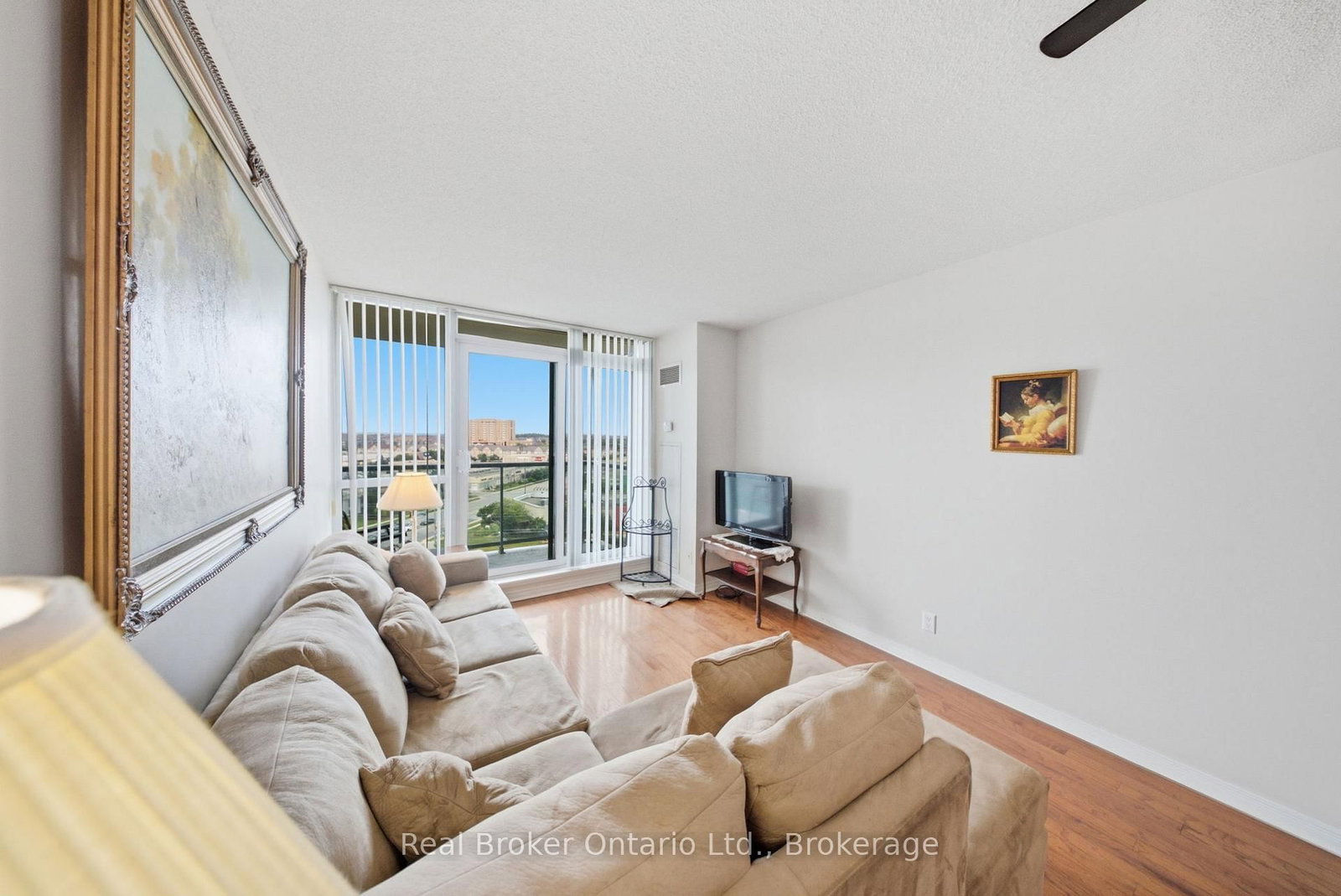 4879 Kimbermount Avenue • #902 • Mississauga, ON photo 16