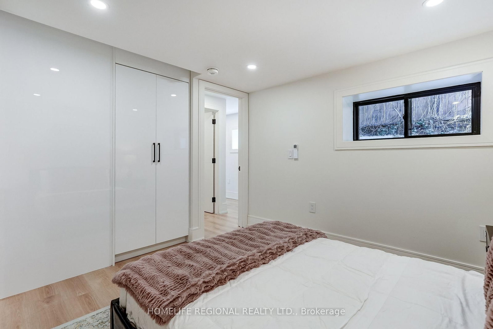 12 Macdonell Avenue • Toronto, ON photo 40