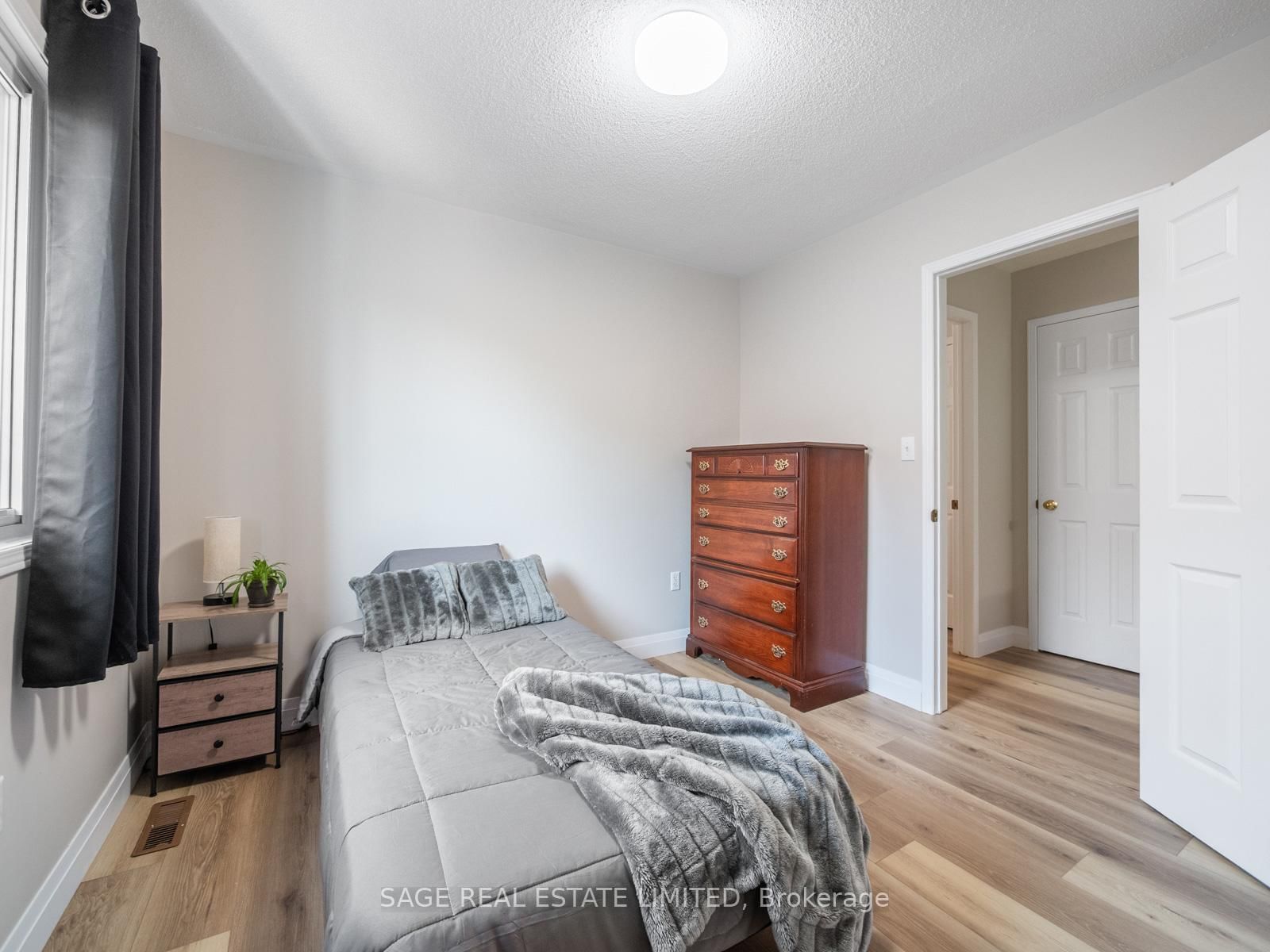 7093 BLACK WALNUT Trail • Mississauga, ON photo 25