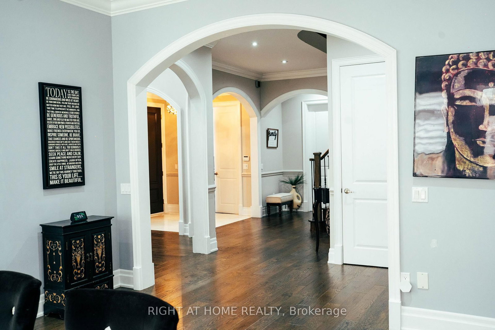 11 Fairmont Close • Brampton, ON photo 8