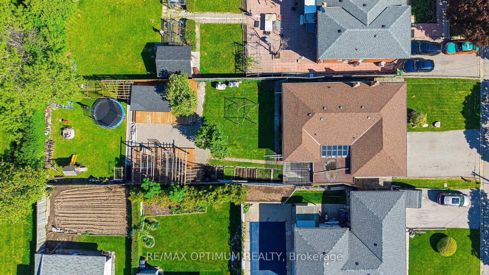 6 Evernby Boulevard • Toronto, ON photo 44