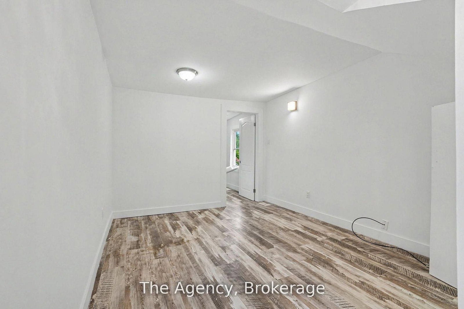 881 E Lakeshore Road • Mississauga, ON photo 36