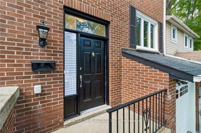 32 Lansing Square — more photos