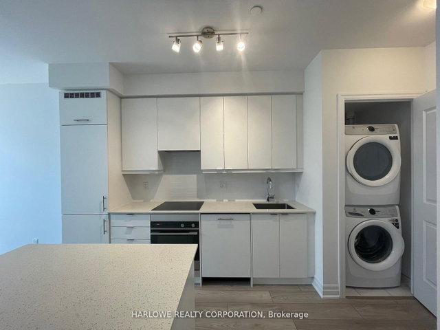 501 - 36 Elm Drive