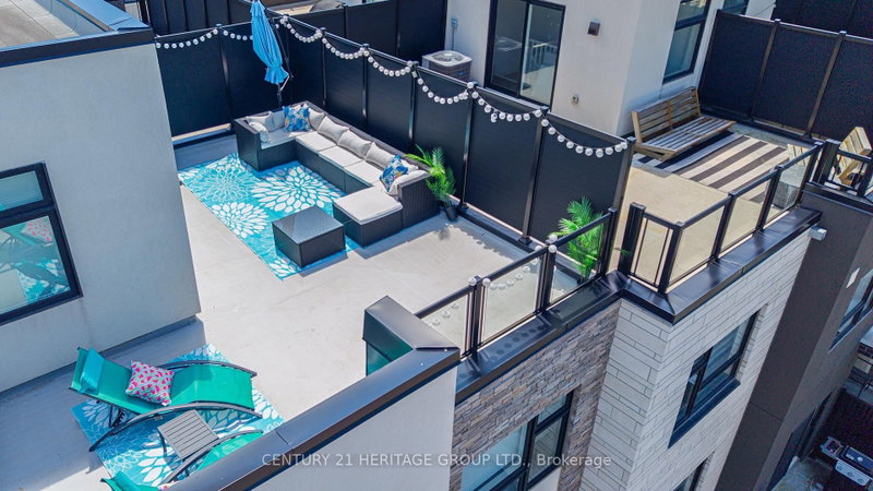 38 - 1121 Cooke Boulevard