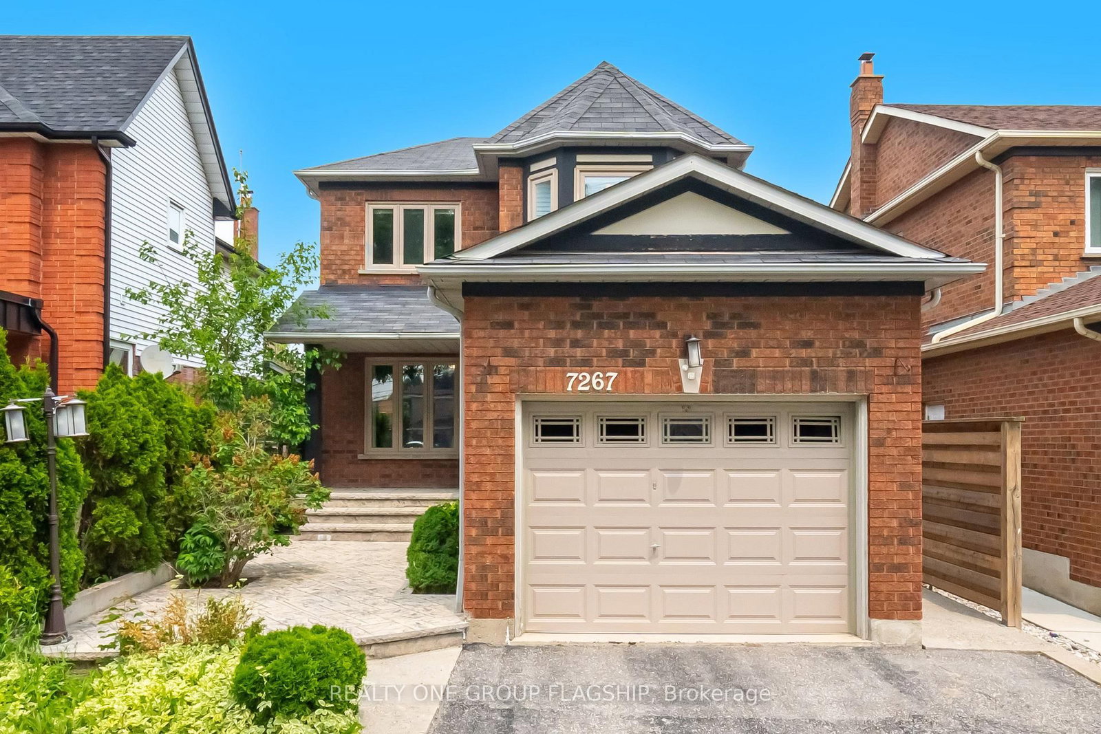 7267 Windbreak Court • Mississauga, ON photo 1