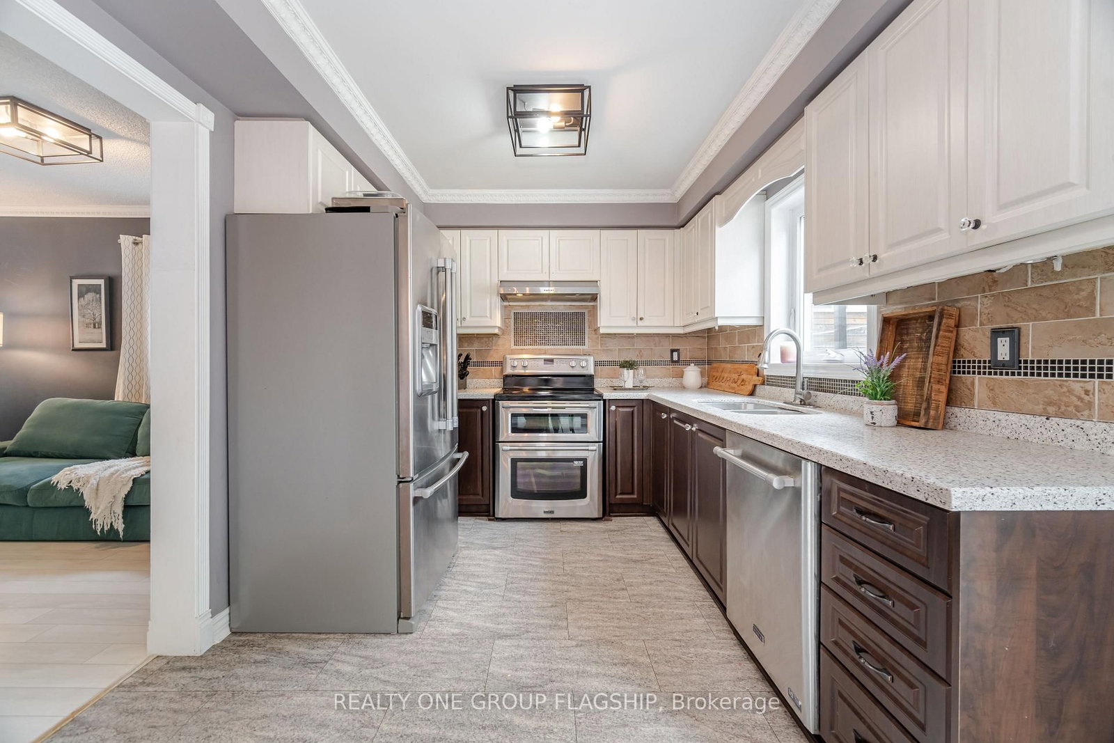 7267 Windbreak Court • Mississauga, ON photo 16
