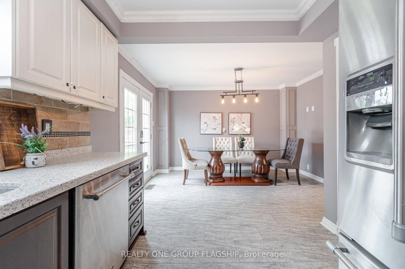 7267 Windbreak Mississauga,ON L5N 6K6 — Photo 18
