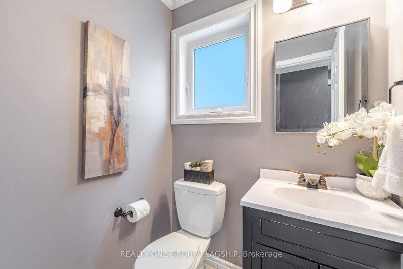 7267 Windbreak Mississauga,ON L5N 6K6 — Photo 21