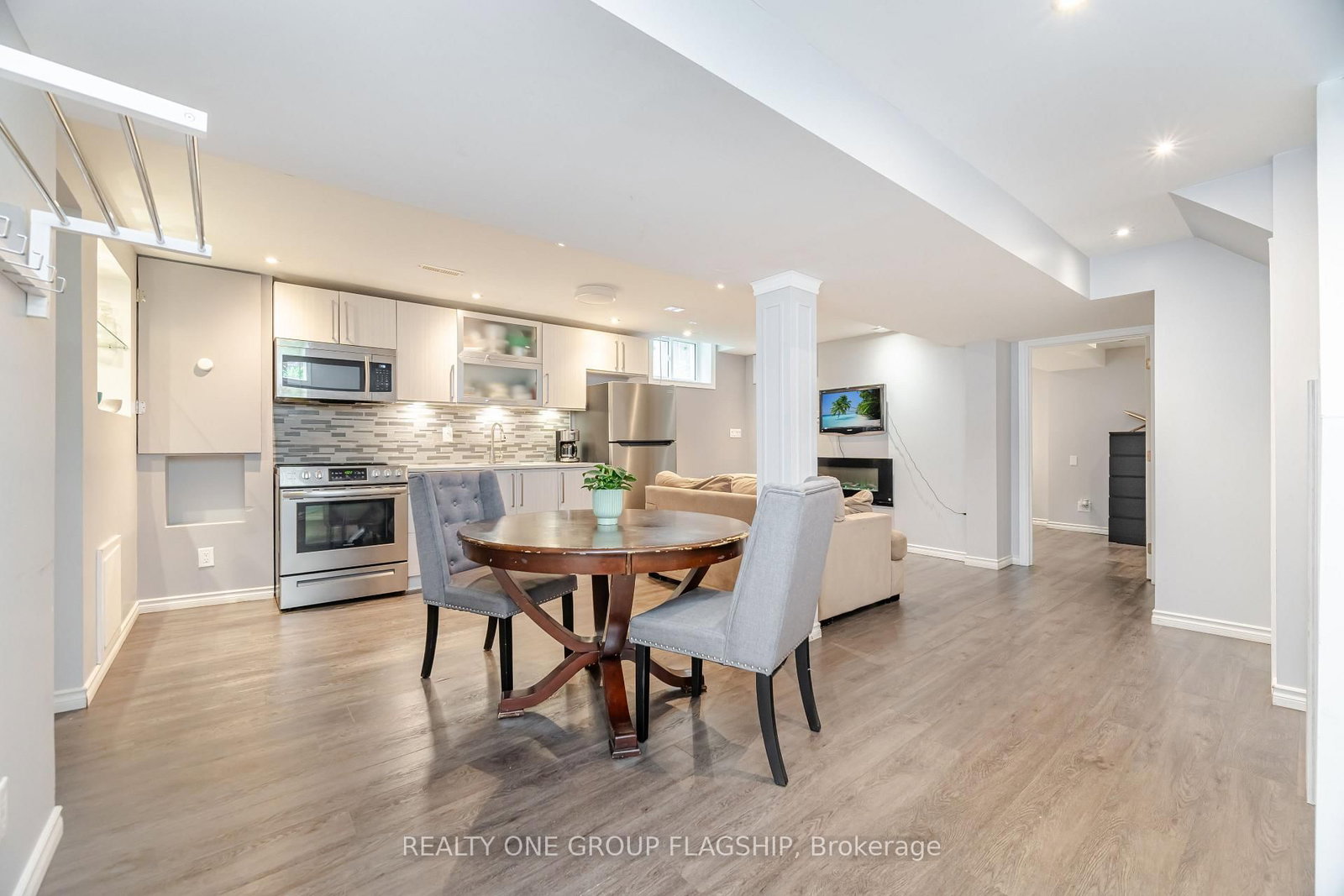 7267 Windbreak Court • Mississauga, ON photo 35