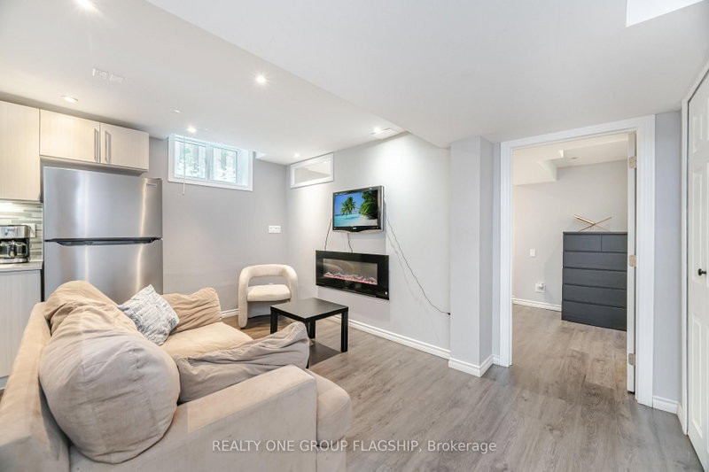 7267 Windbreak Mississauga,ON L5N 6K6 — Photo 39