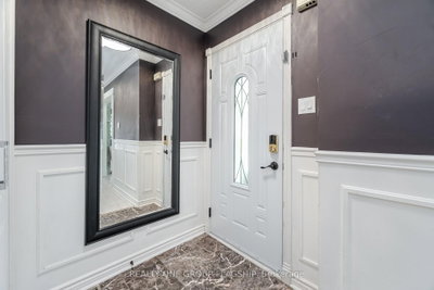7267 Windbreak Court • Mississauga, ON photo 8