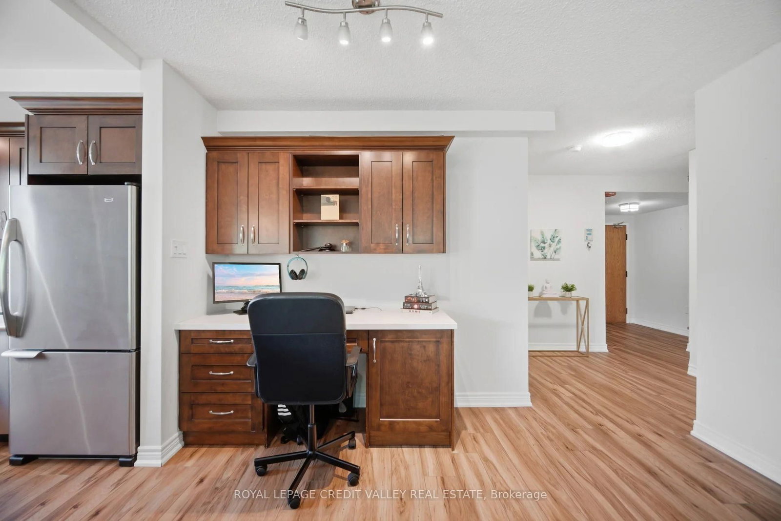 8351 Mclaughlin Road E • #407 • Brampton, ON photo 12